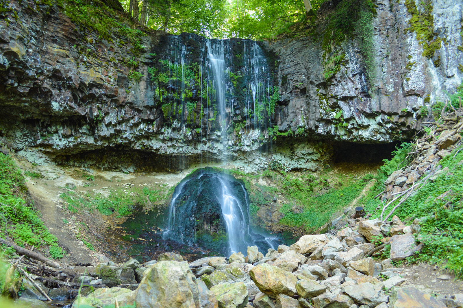 La cascade du Trador sur la commune de Laqueuille.