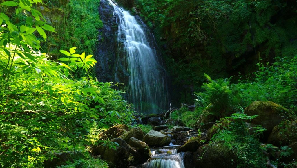 Graille-Wasserfall in Perpezat