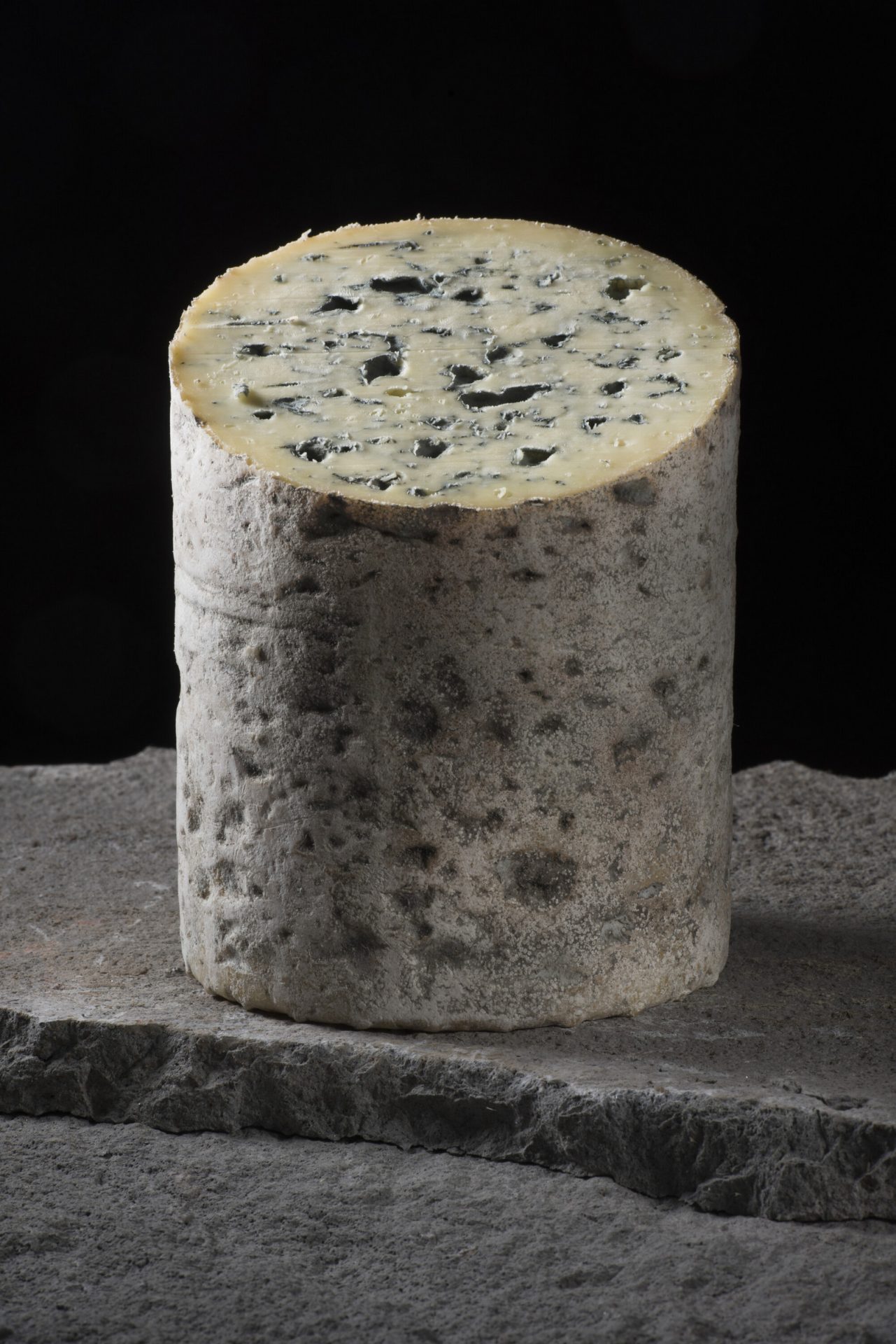 Formaggio Fourme d'Ambert DOP