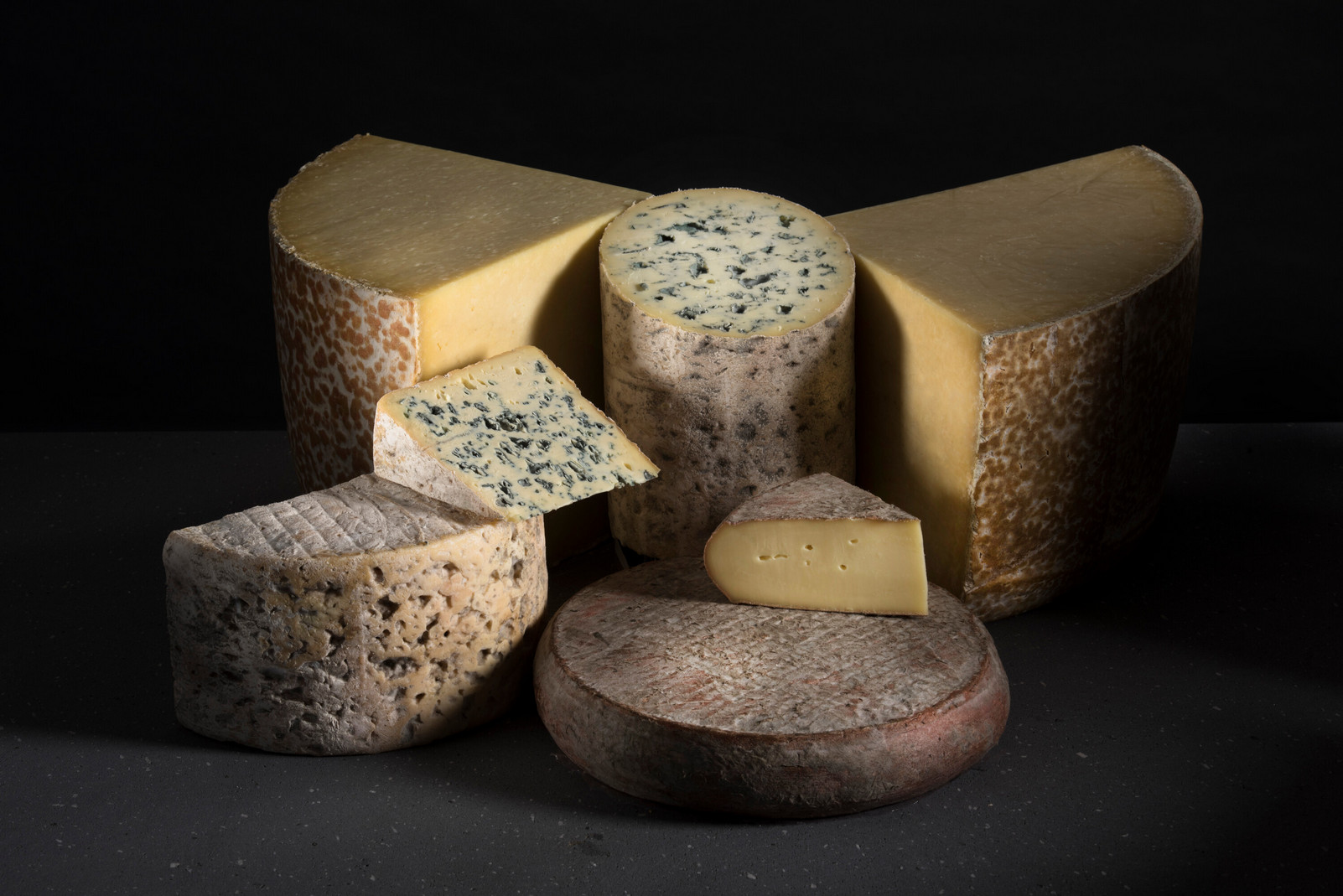 plateau de fromages AOP d'Auvergne