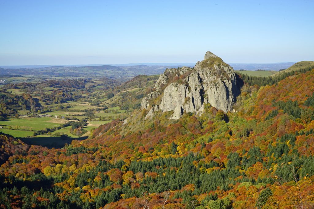 Roche Sanadoire à l'automne