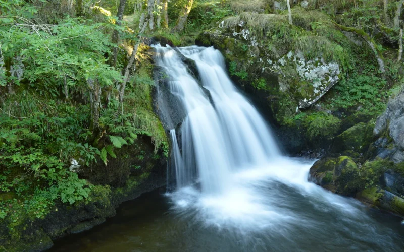 Gour des Chevaux Waterfall
