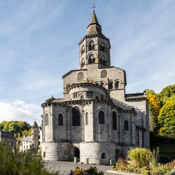 Basílica de Nuestra Señora de Orcival
